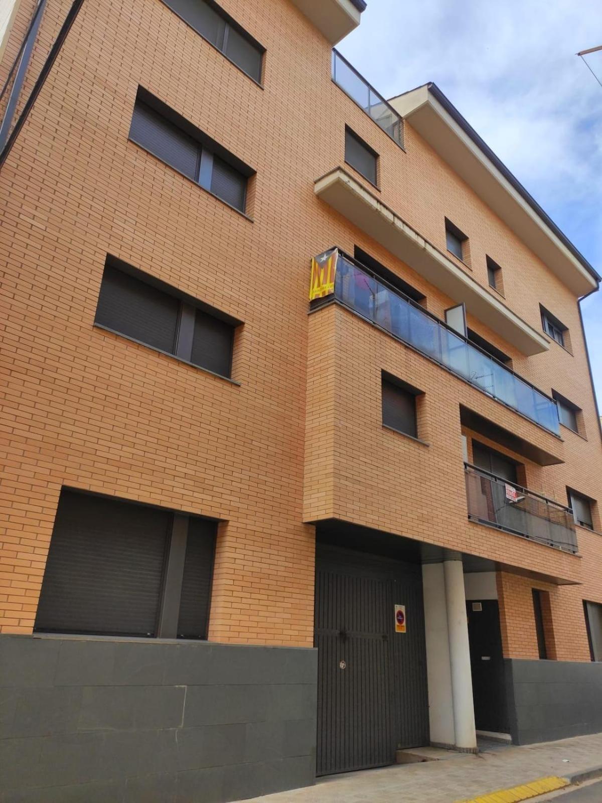 Апартаменты Acogedor Atico Duplex En Тремп Экстерьер фото